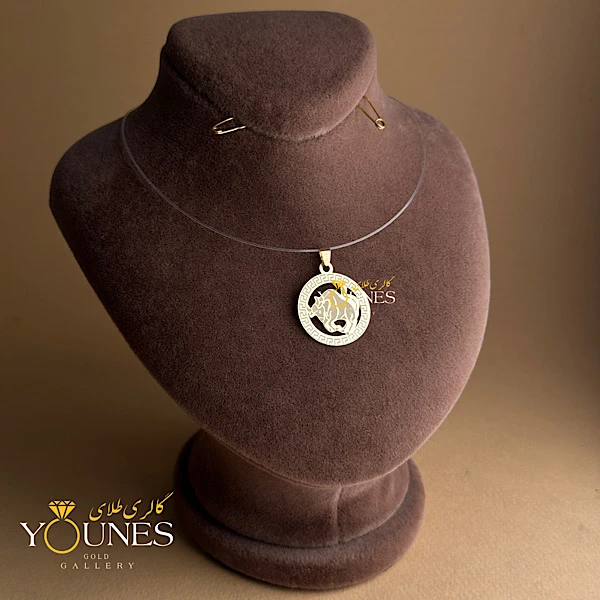 آویز طلا ماه تولد اردیبهشت 2cm